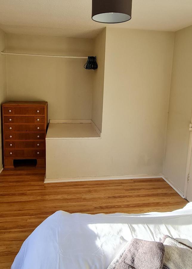 Sw19 - Quiet Split-Level 2-Bedroom Maisonette With Garden London Eksteriør billede
