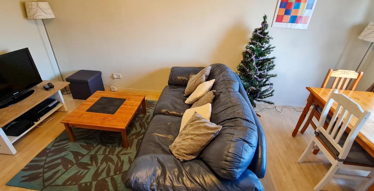 Sw19 - Quiet Split-Level 2-Bedroom Maisonette With Garden London Eksteriør billede
